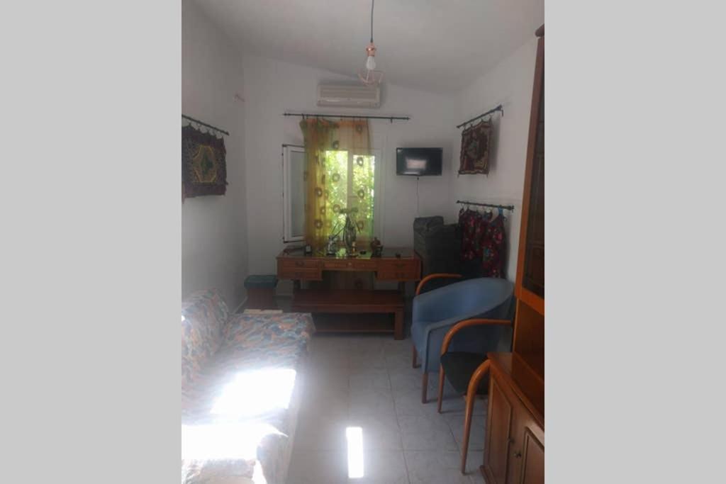 Irinis Cottage 卡拉内拉 外观 照片